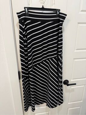 Faded Glory Black and White Striped Top